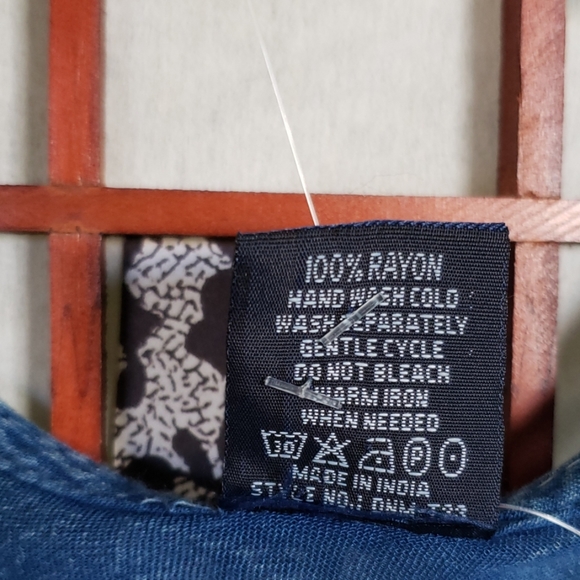 Embroidered boho hippie one size top - Picture 5 of 5